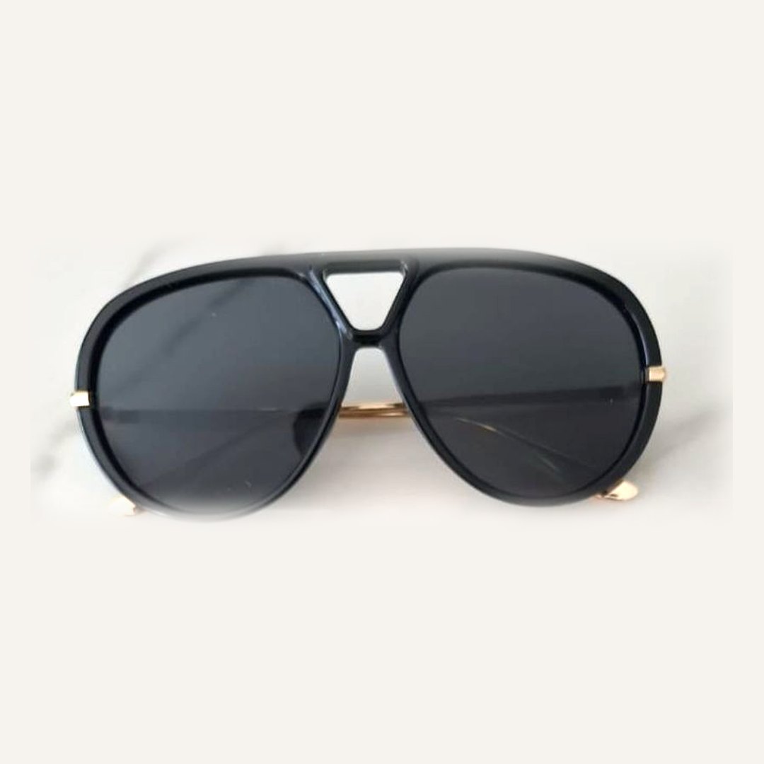Bold Aviator Sunglasses – Black